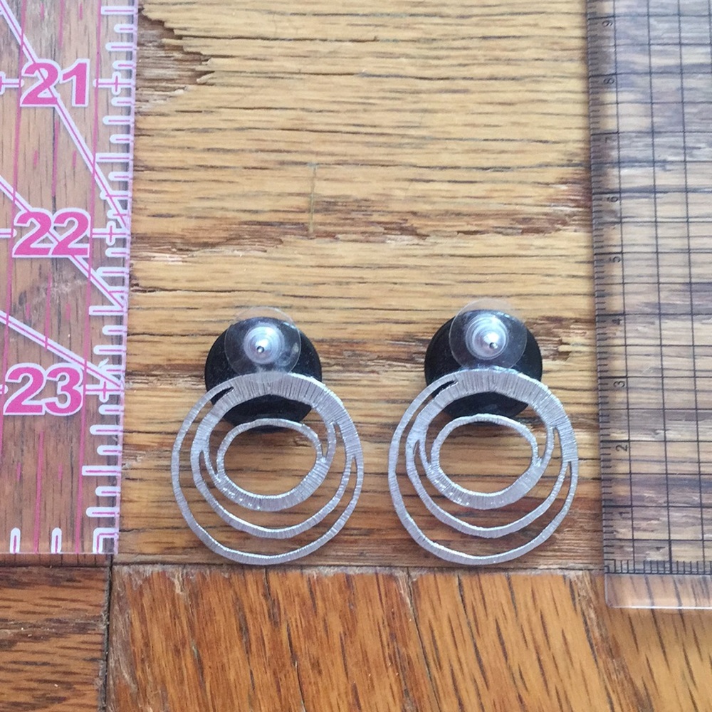 Earrings - Picture 2 of 2